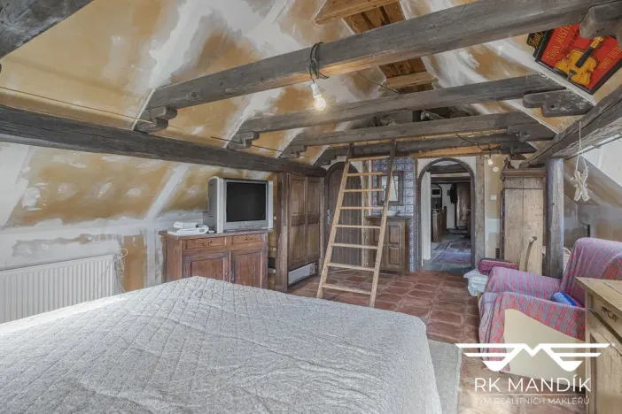 Prodej rodinného domu, Oplany, 270 m2