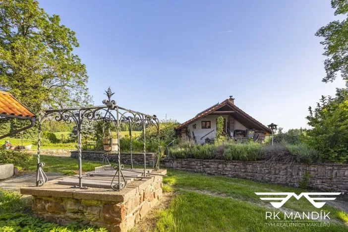 Prodej rodinného domu, Oplany, 270 m2