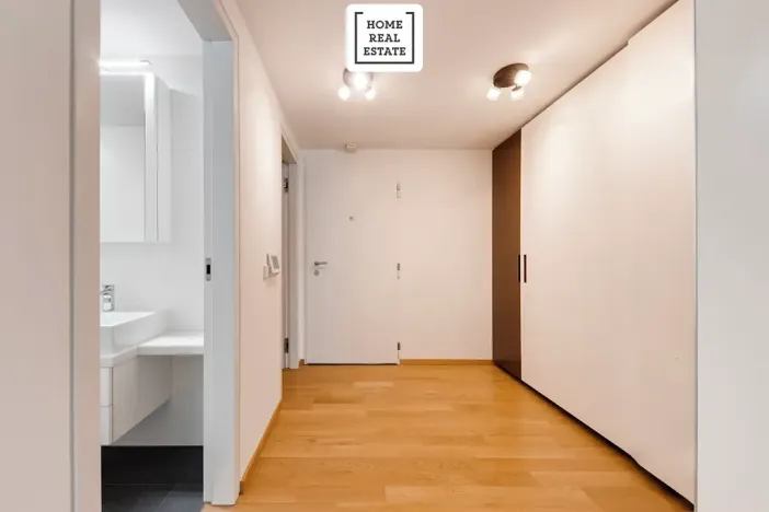 Pronájem bytu 2+kk, Praha - Smíchov, Kobrova, 100 m2