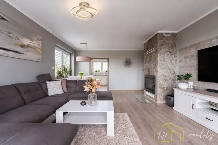 Prodej rodinného domu, Dubí - Mstišov, Mstišovská, 154 m2