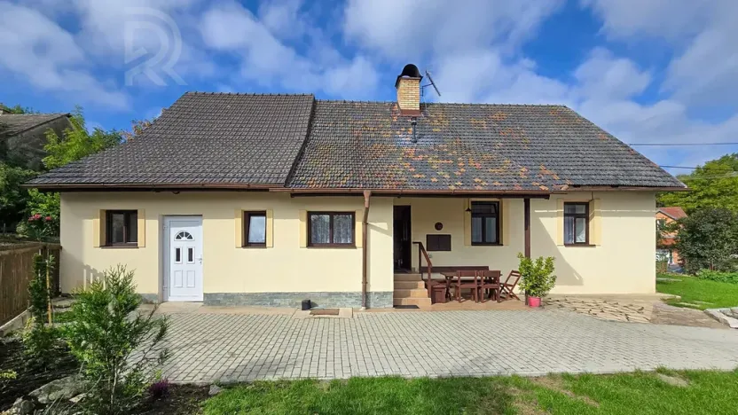 Pronájem rodinného domu, Pyšely, Na Návsi, 110 m2