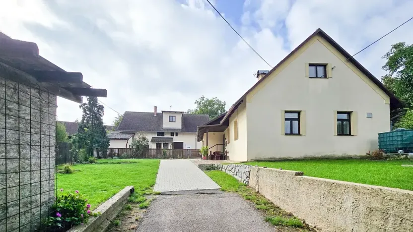Pronájem rodinného domu, Pyšely, Na Návsi, 110 m2
