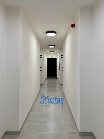 Prodej bytu 2+kk, Praha, Čakovická, 55 m2