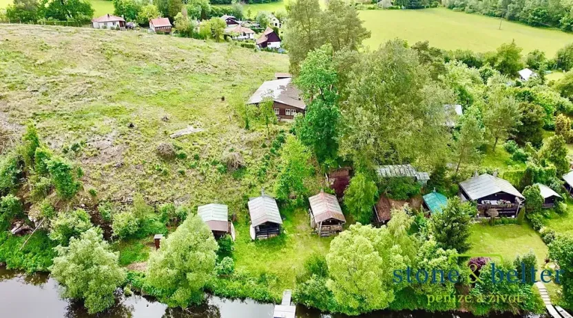 Prodej chaty, Tichonice, 100 m2