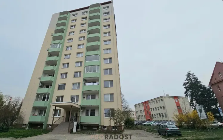 Pronájem bytu 1+1, Hodonín, Sv. Čecha, 34 m2