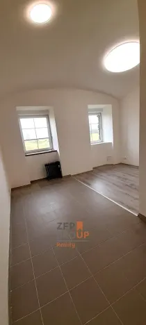 Pronájem kanceláře, Praha - Zbraslav, K Radotínu, 19 m2