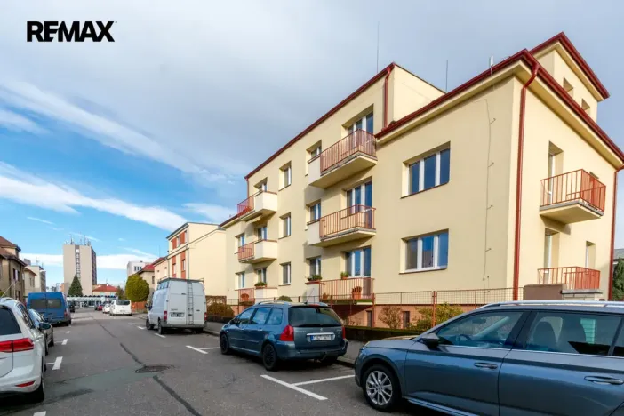 Pronájem bytu 2+1, Hradec Králové - Pražské Předměstí, Šmilovského, 67 m2