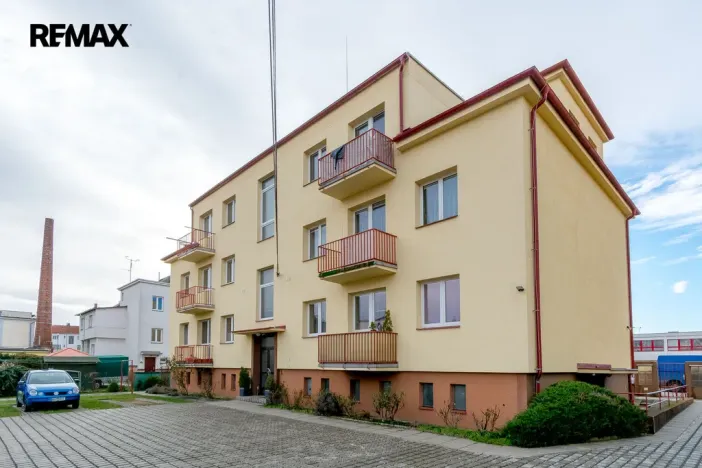 Pronájem bytu 2+1, Hradec Králové - Pražské Předměstí, Šmilovského, 67 m2