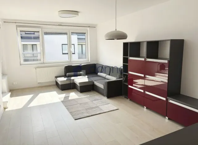Pronájem bytu 4+kk, Praha, Makedonská, 108 m2