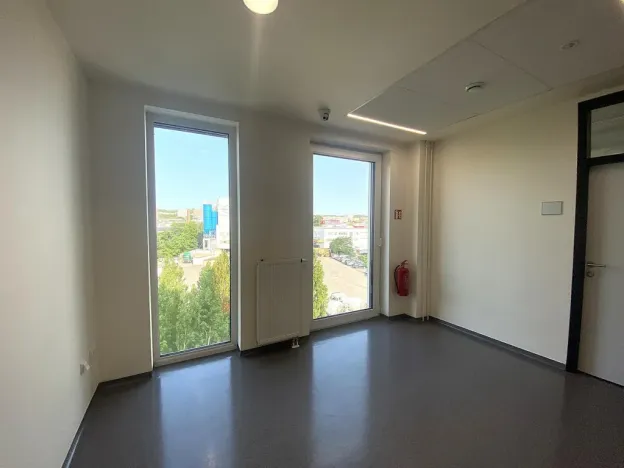 Pronájem kanceláře, Brno - Štýřice, Pražákova, 22 m2