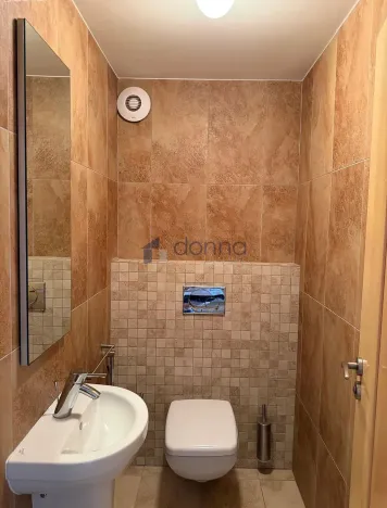 Pronájem bytu 3+kk, Praha, Korunní, 157 m2