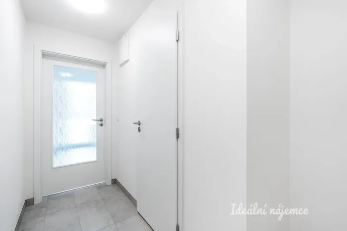 Pronájem bytu 1+kk, Praha - Hostivař, Arnošta Staňka, 32 m2