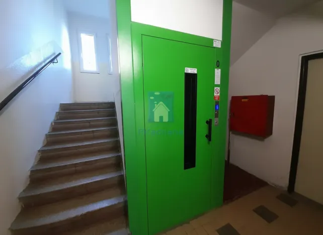 Pronájem bytu 1+1, Rotava, Sídliště, 36 m2