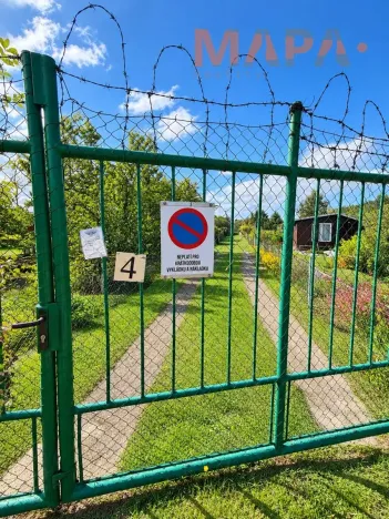 Prodej zahrady, Chomutov, 400 m2