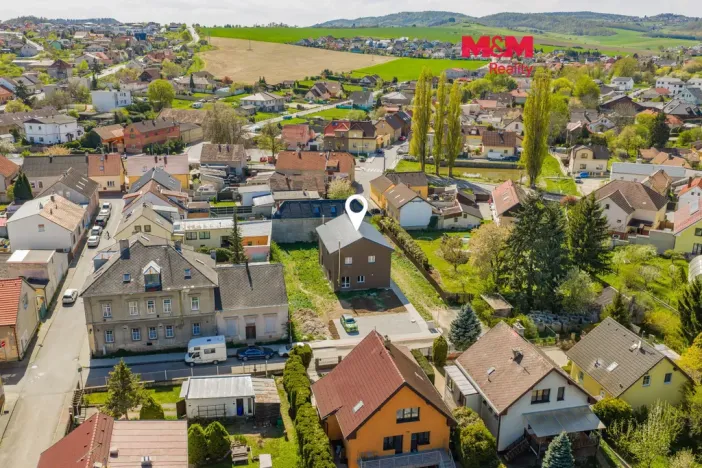 Prodej rodinného domu, Králův Dvůr, Fibichova, 97 m2