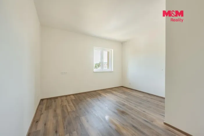 Prodej rodinného domu, Králův Dvůr, Fibichova, 97 m2