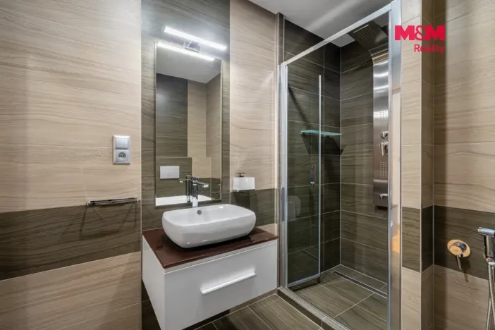 Prodej bytu 2+kk, Karlovy Vary - Rybáře, Sedlecká, 68 m2