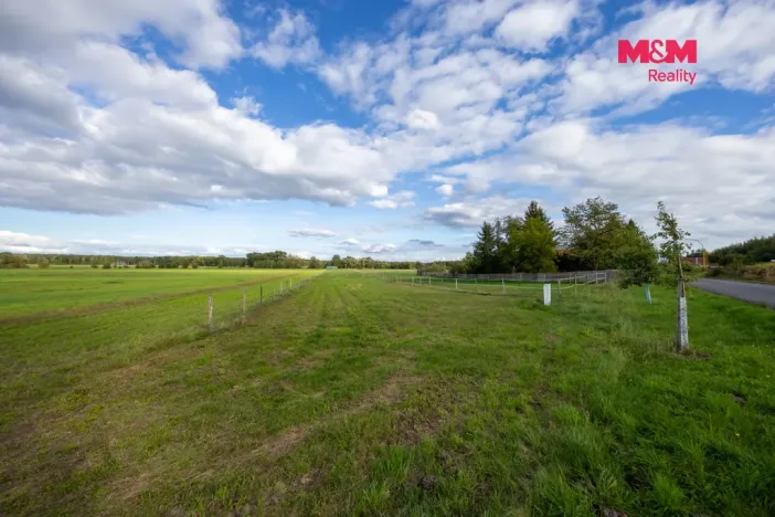 Prodej pozemku pro bydlení, Kladruby nad Labem - Bílé Vchynice, 1700 m2