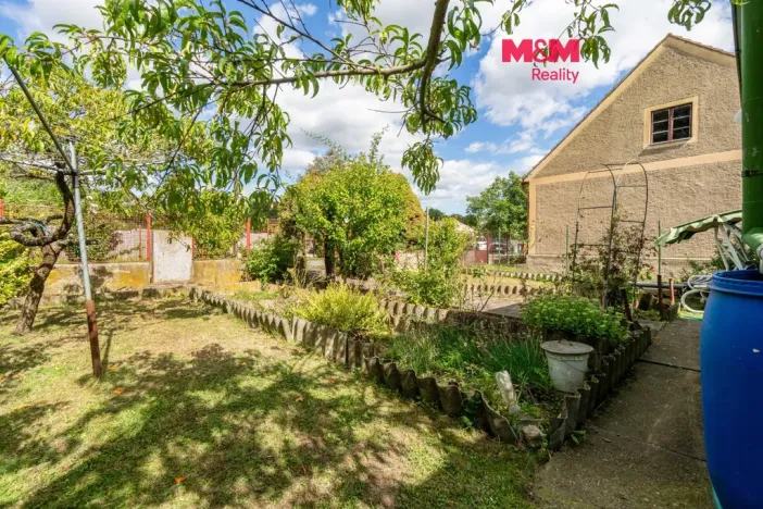 Prodej rodinného domu, Králův Dvůr - Počaply, U Vrby, 42 m2