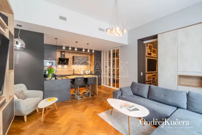 Prodej bytu 1+kk, Praha - Nové Město, Dlážděná, 61 m2