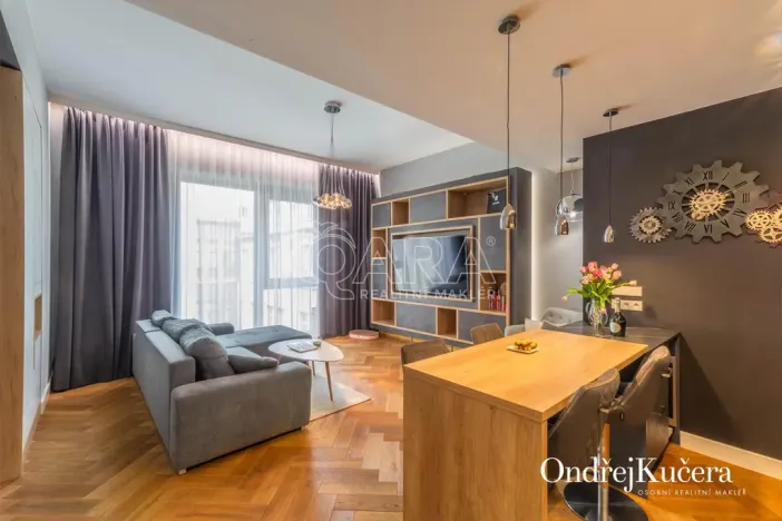 Prodej bytu 1+kk, Praha - Nové Město, Dlážděná, 61 m2