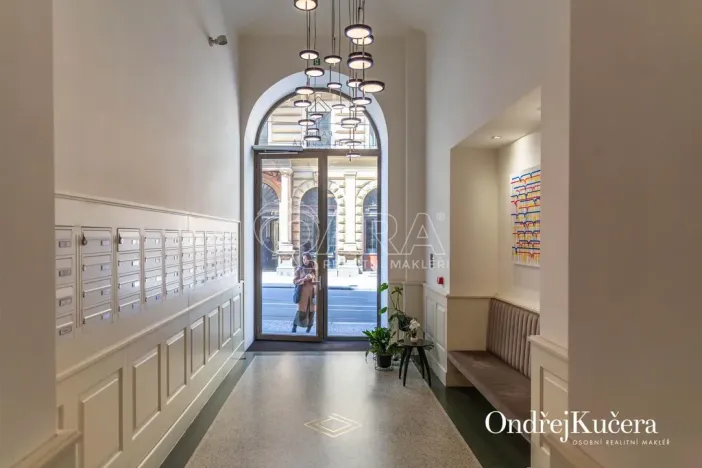 Prodej bytu 1+kk, Praha - Nové Město, Dlážděná, 61 m2