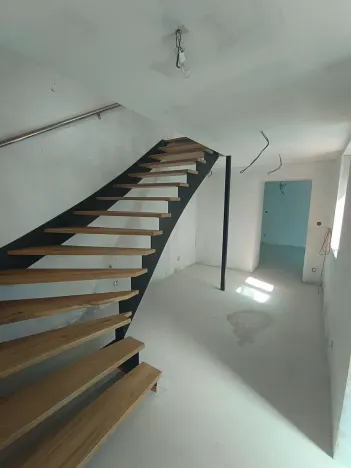 Prodej rodinného domu, Křelov-Břuchotín, Květinová, 240 m2