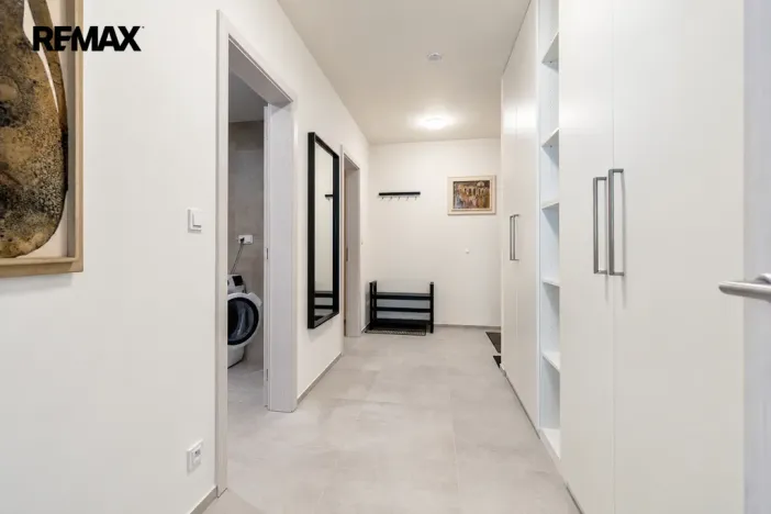 Pronájem bytu 1+kk, Praha - Libeň, Ocelářská, 45 m2