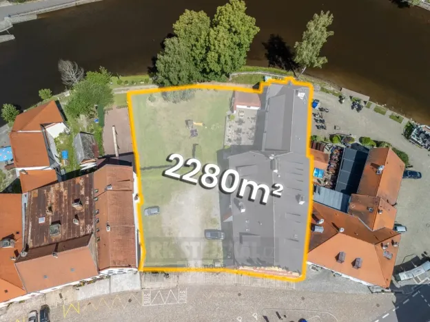 Prodej ubytování, Rožmberk nad Vltavou, 1750 m2