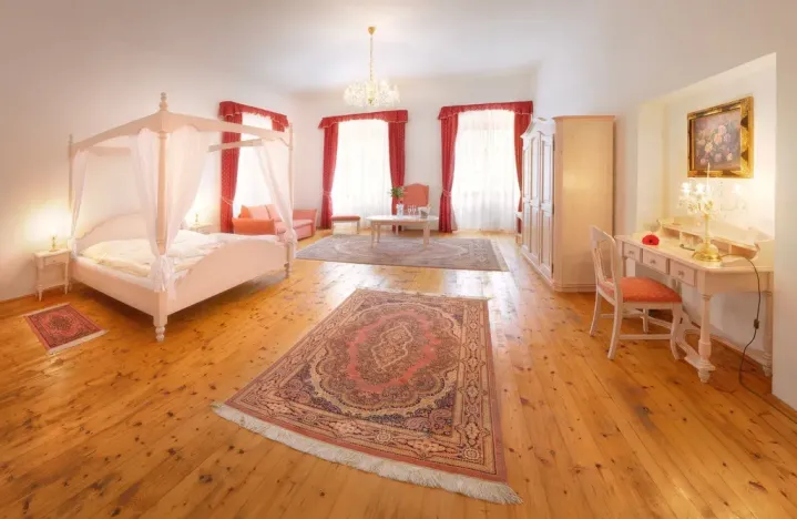 Prodej ubytování, Rožmberk nad Vltavou, 1750 m2