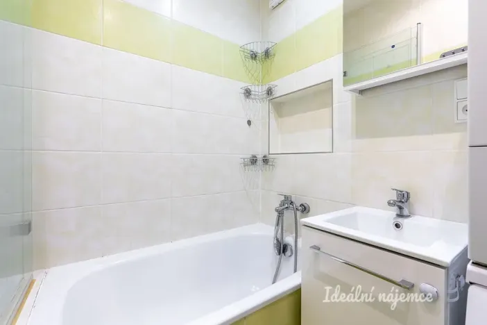Pronájem bytu 2+kk, Praha - Modřany, Jordana Jovkova, 44 m2