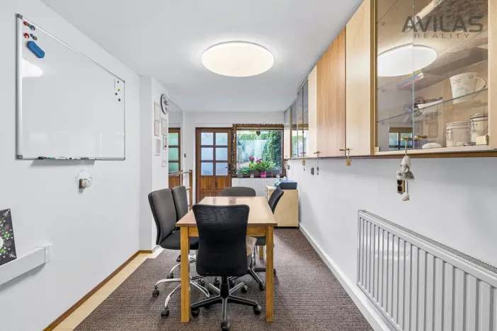 Prodej komerční nemovitosti, Říčany, Kozinova, 300 m2