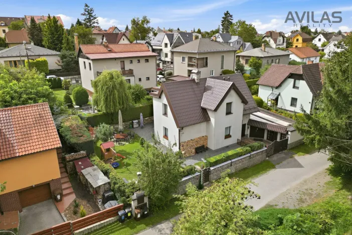 Prodej komerční nemovitosti, Říčany, Kozinova, 300 m2