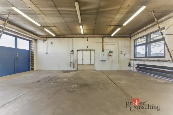 Pronájem výrobních prostor, Hradec Králové - Slezské Předměstí, Výrobní, 376 m2