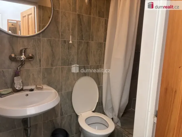 Pronájem atypického bytu, Praha - Prosek, Martinovská, 12 m2