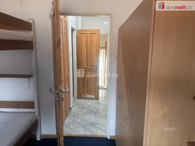 Pronájem atypického bytu, Praha - Prosek, Martinovská, 12 m2