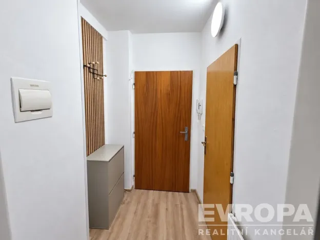 Pronájem bytu 1+kk, Cheb, Hradební, 23 m2