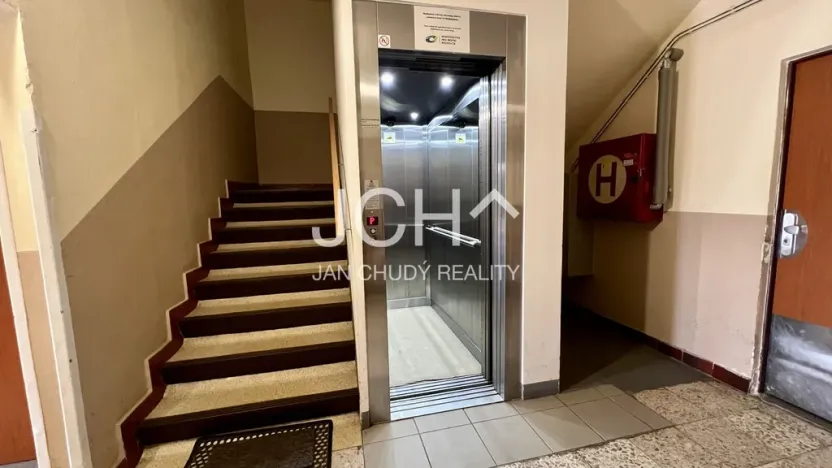 Prodej bytu 3+1, Litovel, Novosady, 71 m2