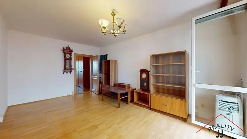 Prodej bytu 3+1, Praha - Troja, Mazurská, 74 m2