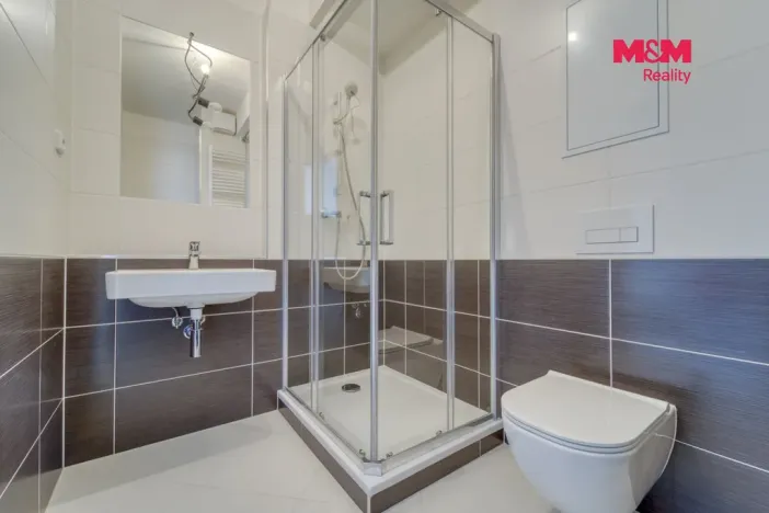 Prodej bytu 1+kk, Praha - Prosek, Čakovická, 27 m2