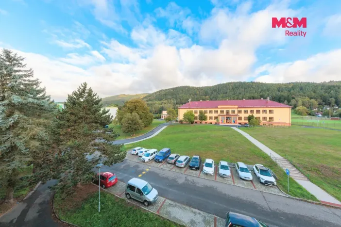 Prodej bytu 2+1, Hroznětín, Sídliště, 55 m2