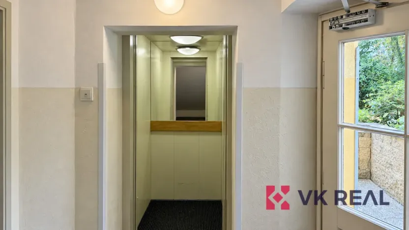 Pronájem bytu 2+kk, Praha - Žižkov, Jičínská, 61 m2