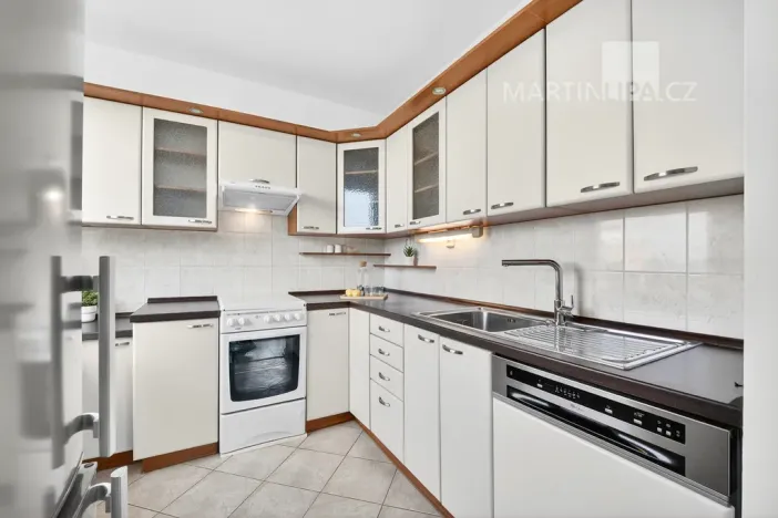 Pronájem bytu 3+1, Praha - Střížkov, Litvínovská, 53 m2