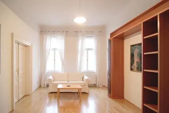 Pronájem bytu 4+1, Praha - Vinohrady, Belgická, 114 m2
