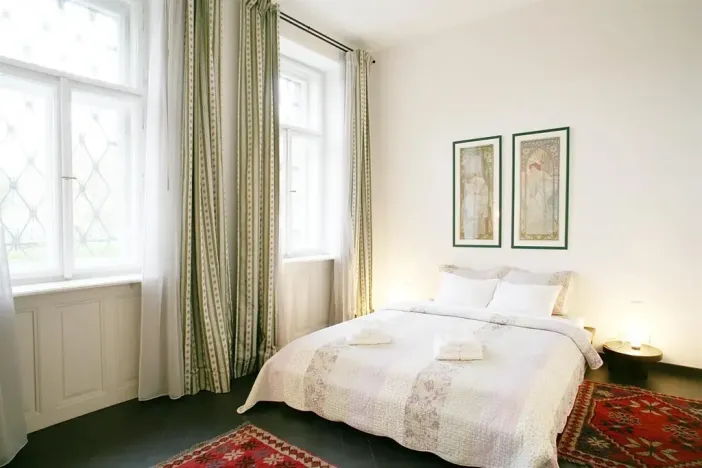 Pronájem bytu 4+1, Praha - Smíchov, Hořejší nábřeží, 134 m2