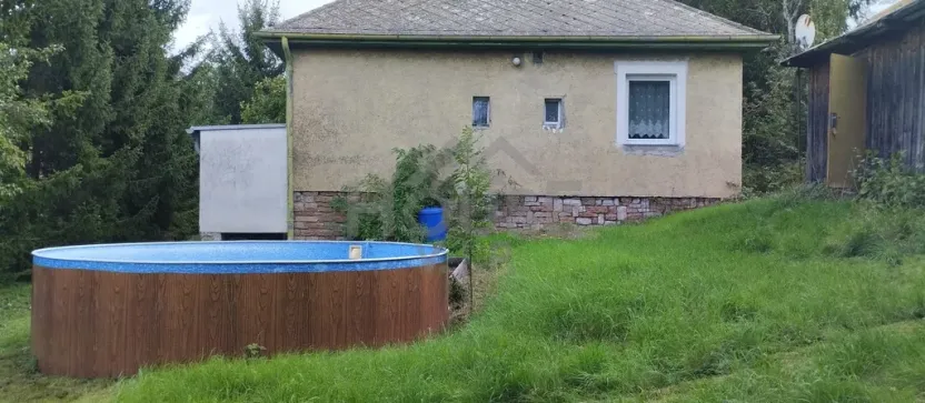 Prodej rodinného domu, Suchomasty, 160 m2