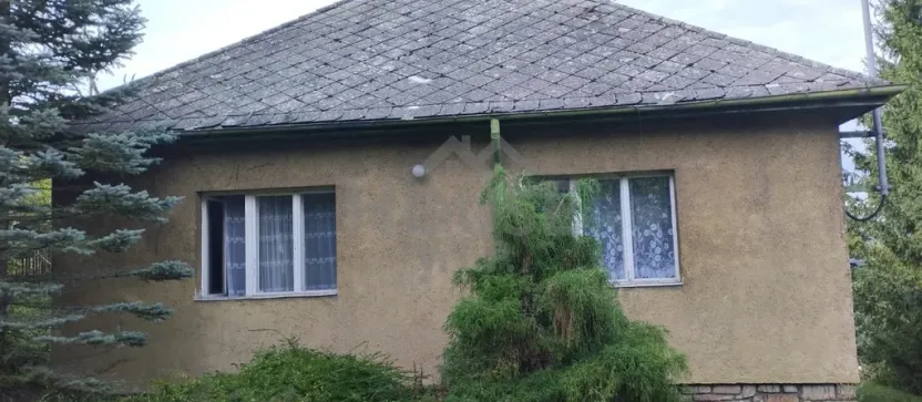Prodej rodinného domu, Suchomasty, 160 m2