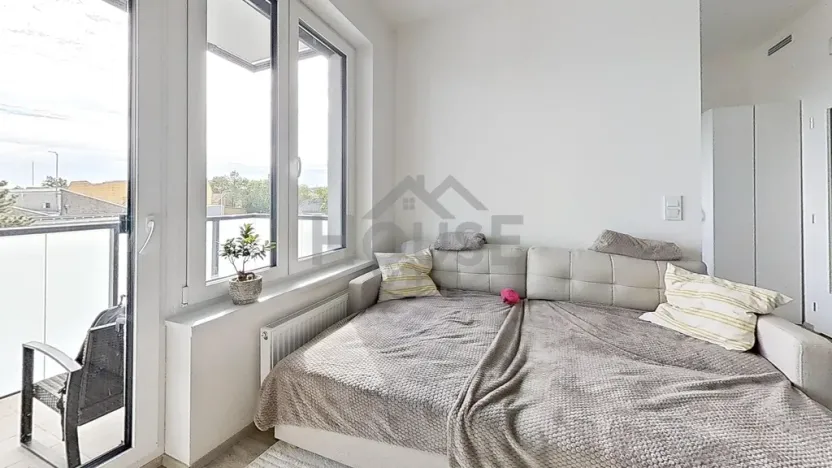Prodej bytu 1+kk, Praha - Hostivař, Arnošta Staňka, 34 m2
