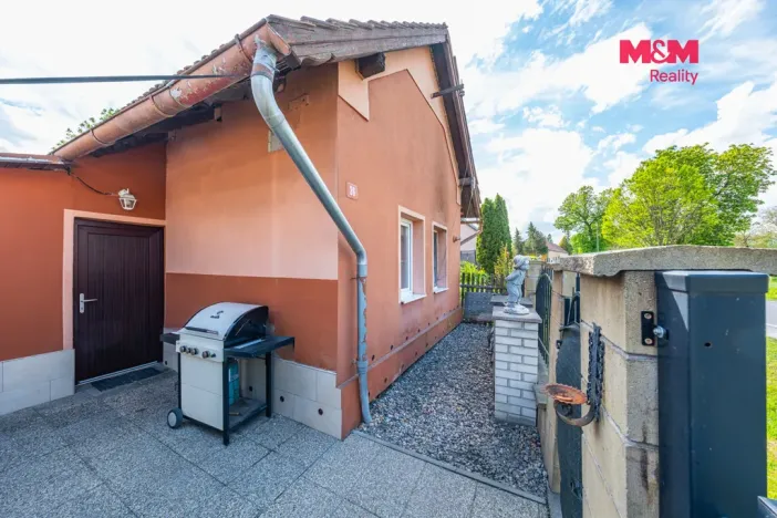 Prodej rodinného domu, Bobnice, Průběžná, 108 m2