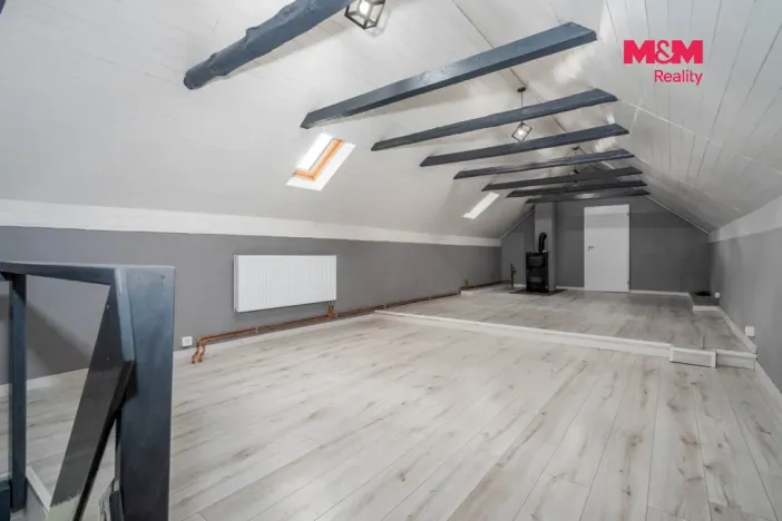 Prodej chalupy, Lužná, Masarykovo nám., 165 m2